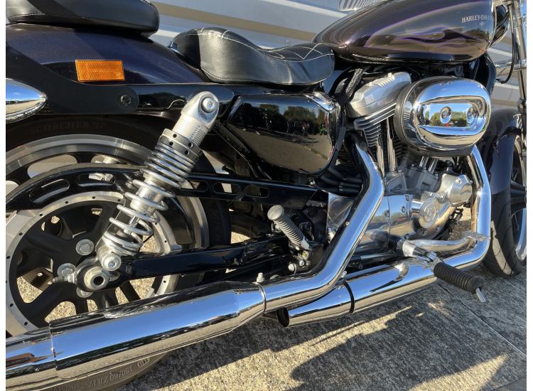 HARLEY-DAVIDSON superlow 883