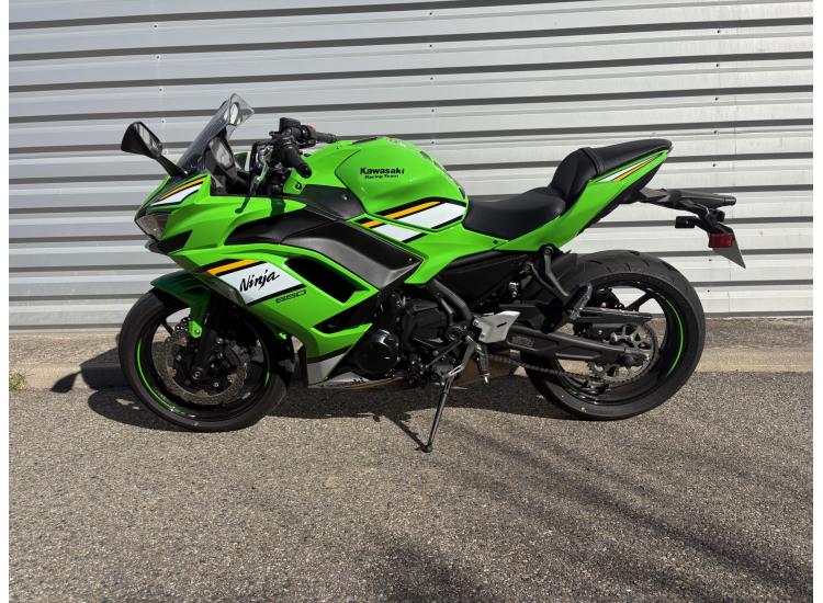 KAWASAKI NINJA 650