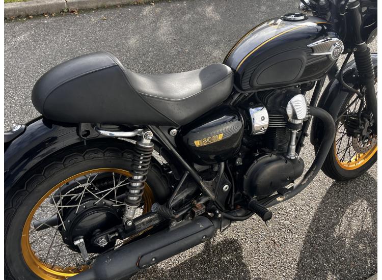 KAWASAKI W 800