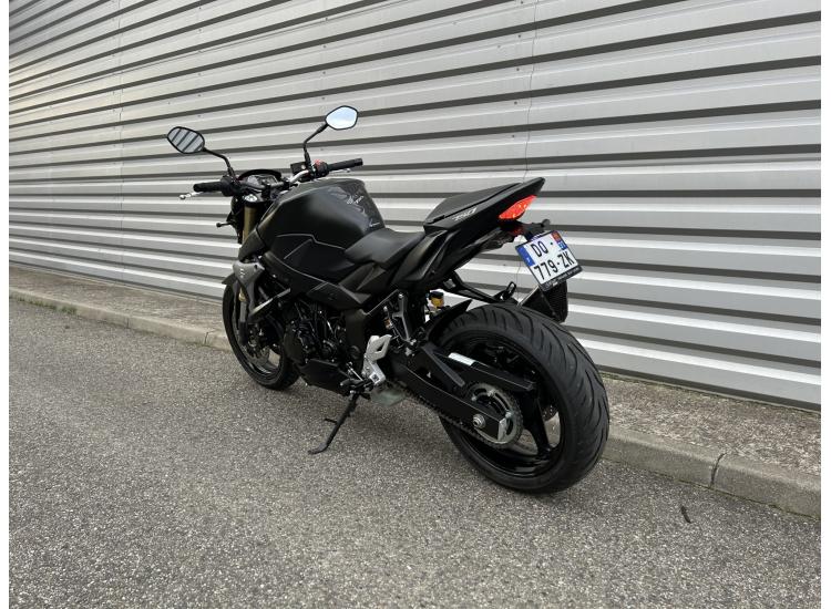 SUZUKI GSR 750 ABS